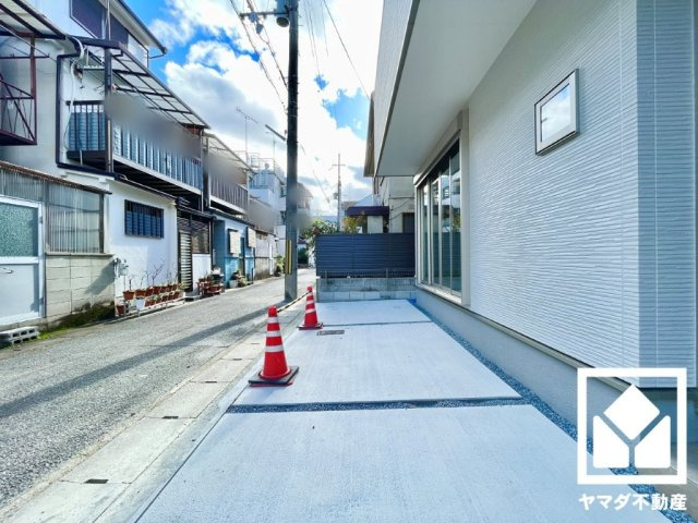 伏見区向島庚申町　3期　1号地の駐車場