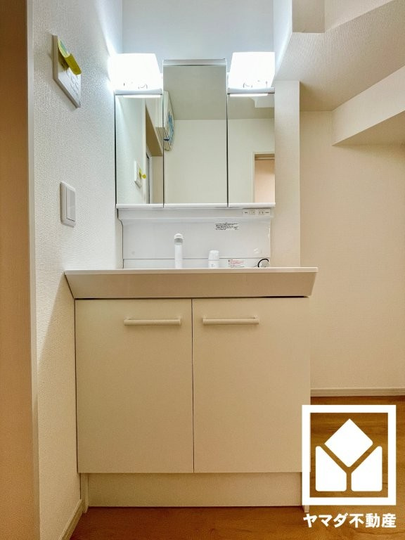 伏見区向島庚申町　3期　1号地の独立洗面台