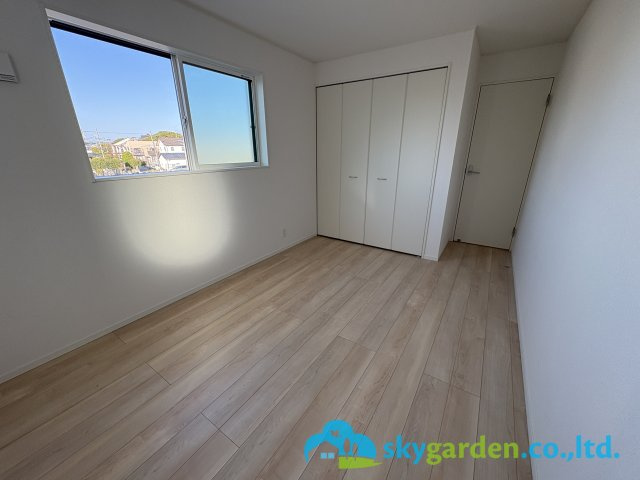 茅ヶ崎市柳島第11　新築戸建　全8棟7号棟の子供部屋|ゆったりした子供部屋です