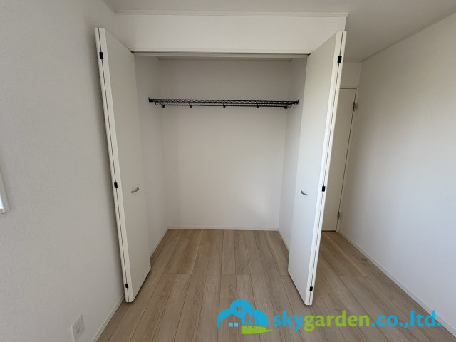 茅ヶ崎市柳島第11　新築戸建　全8棟7号棟の収納|大きなスペースがあり、収納には困りません