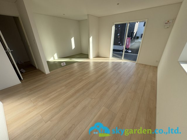 茅ヶ崎市柳島第11　新築戸建　全8棟7号棟の居間・リビング