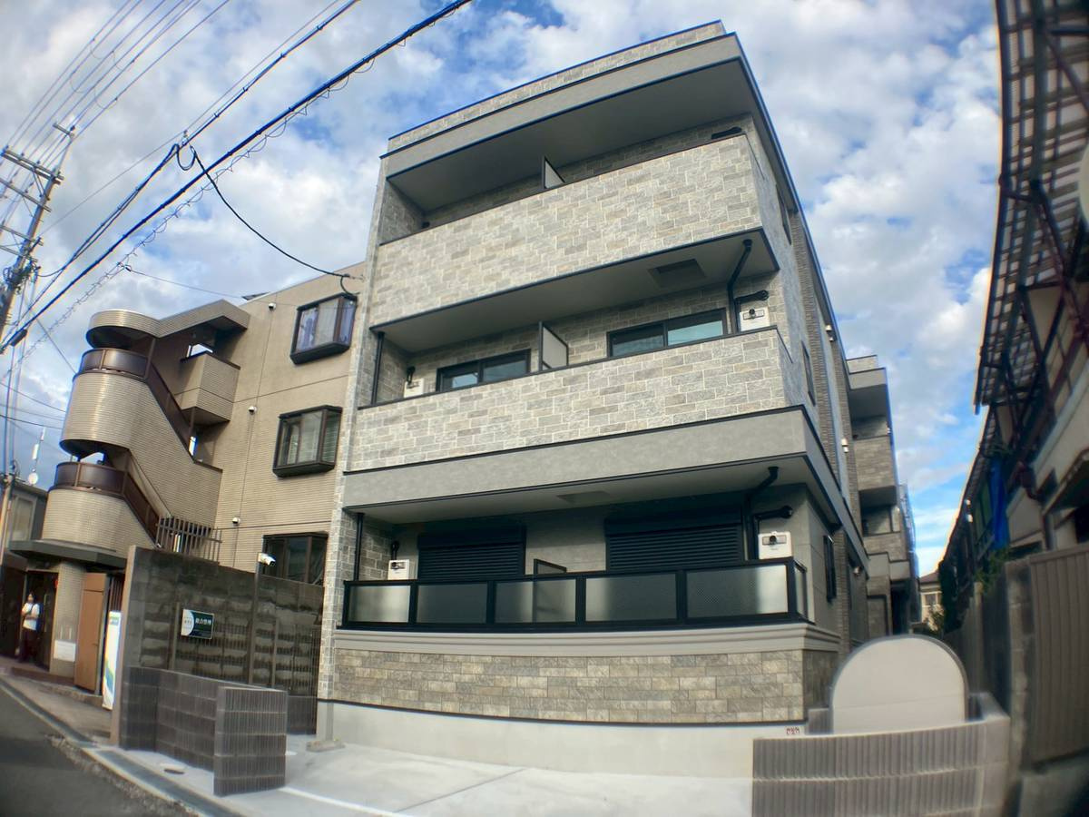 豊中市宝山町のアパートの外観