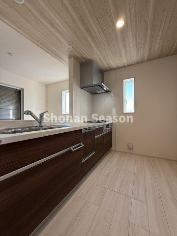 【キッチン】 | 食後の食器洗いは「食洗機」に任せて、団らん時間を増やしませんか♪