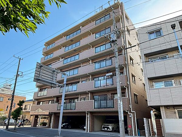 エクラン川崎藤崎の外観