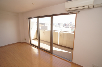 【洋室】 | ラ・コピエ南塚口