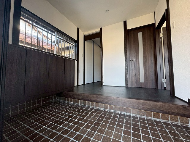【玄関】 | 東区下原2丁目戸建