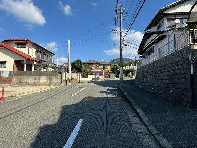 【前面道路含む現地写真】 | 東区下原2丁目戸建