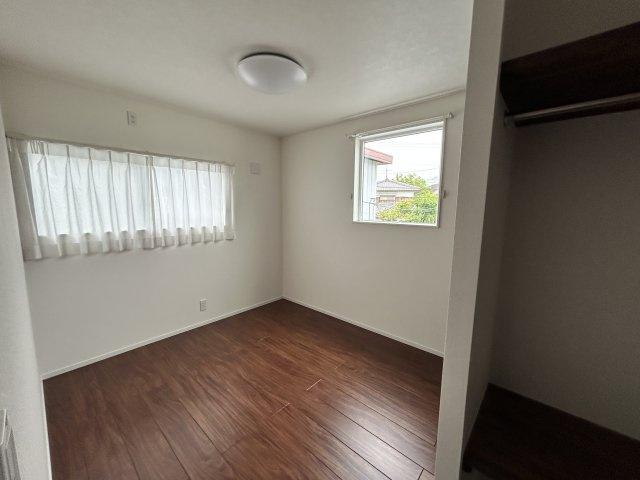 東田1丁目　中古戸建の洋室