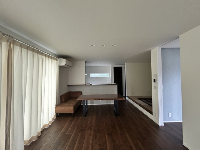 東田1丁目　中古戸建の居間・リビング