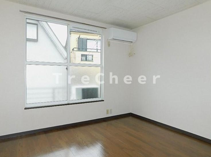 ネオカーサジローの寝室