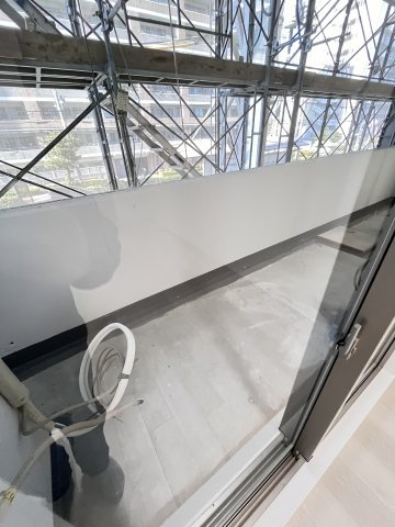 大阪市鶴見区緑１丁目の賃貸マンションのバルコニー