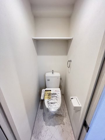 大阪市鶴見区緑１丁目の賃貸マンションのトイレ