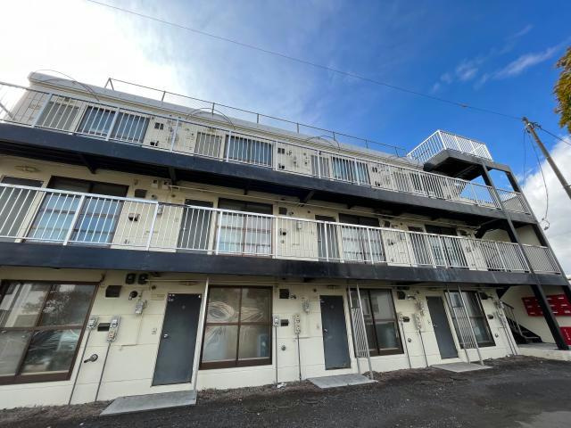 コーポラスミミの外観