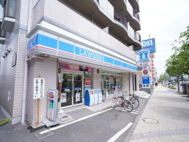コンビニまで360m