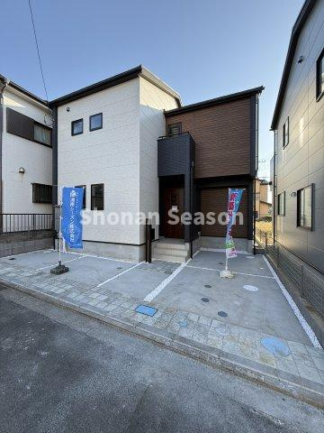 【外観】 | 内部装備が充実した、大手施工会社が手掛ける新築分譲住宅◎
お好みの棟からぜひご内見下さい♪