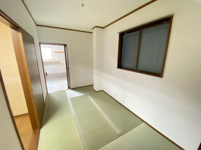 摂津市鳥飼西4丁目　店舗付住宅の和室