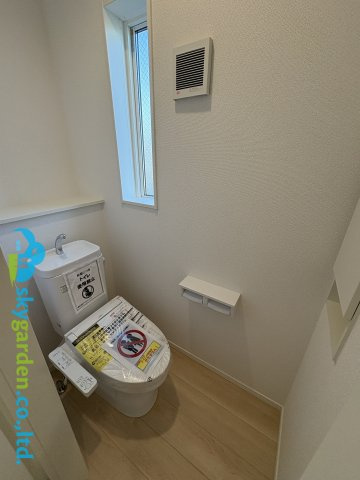 茅ヶ崎市柳島第11　新築戸建　全8棟8号棟のトイレ|2階のトイレ