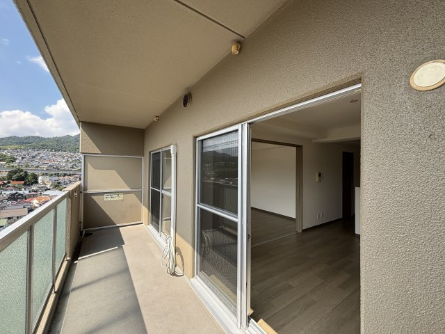 サーパス沼田のバルコニー