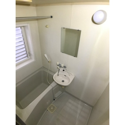 【浴室】 | ローズパレス小林Ⅰ | きれいなお風呂です