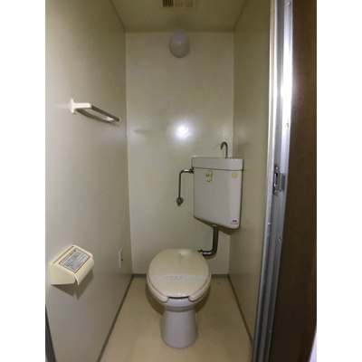 【トイレ】 | ローズパレス小林Ⅰ | ゆったりとした空間のトイレです