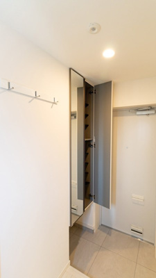 【玄関】 | 仲介手数料半額！HPに初期費用掲載！「プライスホーム」で検索！リアンレガーロ吉塚ステーション