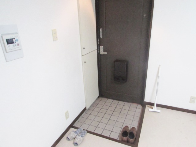 メゾンイン宝塚の玄関|きれいな玄関です