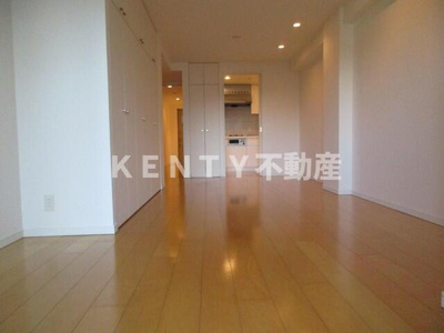 【居間・リビング】 | アビティ目黒 | おしゃれな居間です