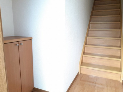 【玄関】 | ソレアード壱番館