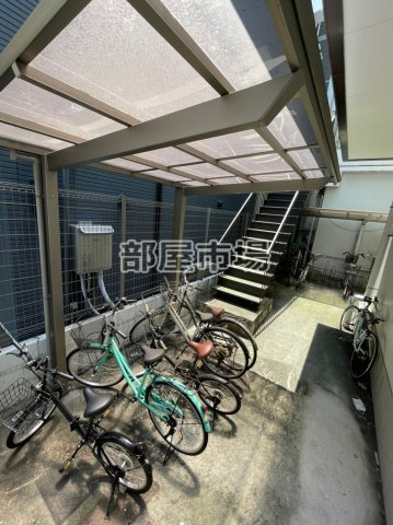 メゾンアワジⅡのその他共用部分|駐輪場