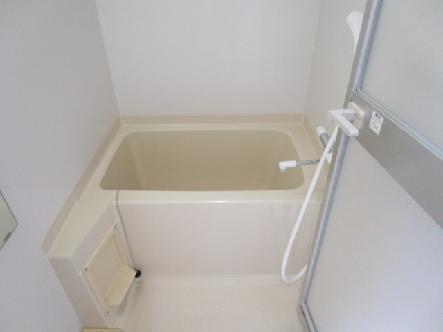 こんのハイツの浴室