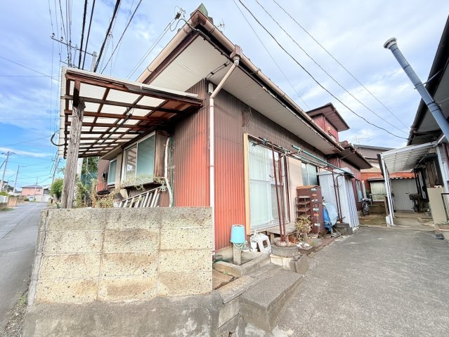 石岡市北府中二丁目中古住宅の外観