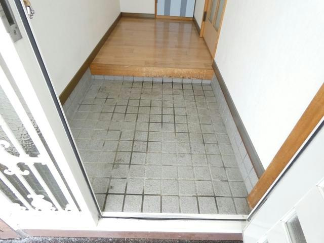 斉藤マンション1の玄関