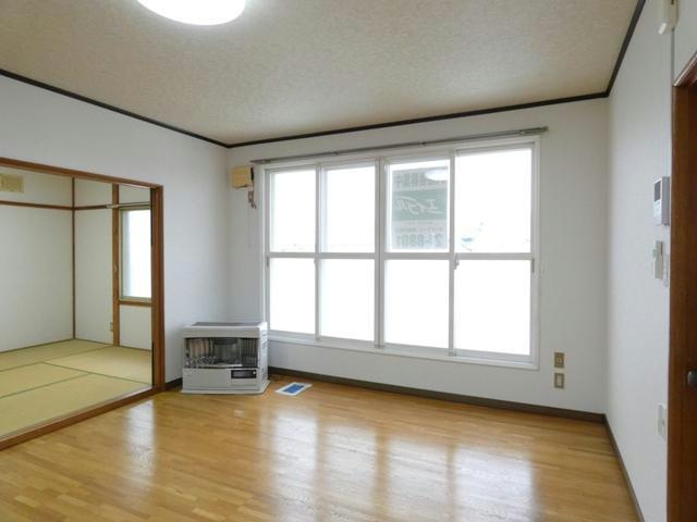 斉藤マンション1の居間・リビング