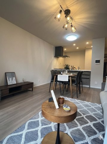 【居間・リビング】林間田園都市グリーンコート五番館 