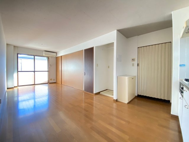 【居間・リビング】