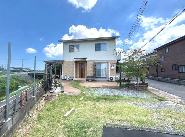 茂原市立木　中古戸建の庭|平成20年7月築3LDK 太陽光発電 オール電化 敷地約68坪 車3台可 田園風景が広がる閑静な環境