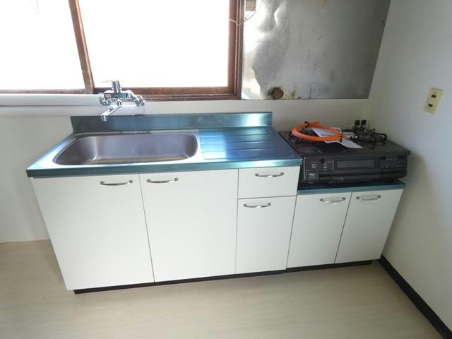 桜ヶ岡7-24-4貸家のキッチン