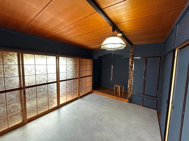 桜ヶ岡7-24-4貸家の内装