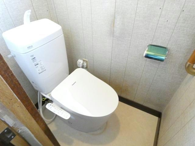 桜ヶ岡7-24-4貸家のトイレ