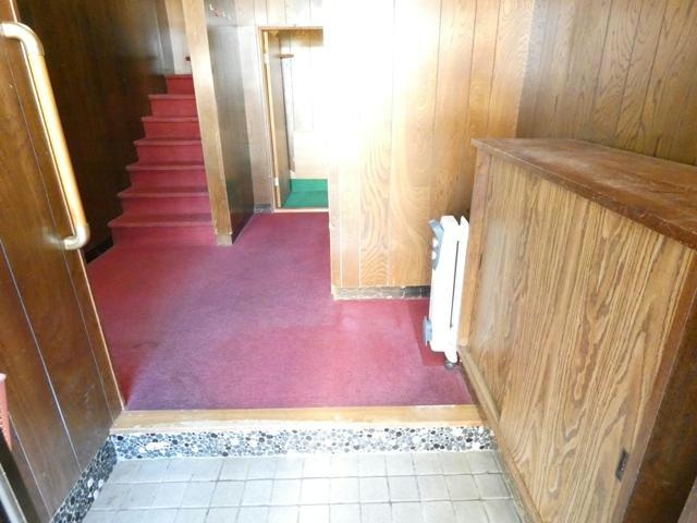 桜ヶ岡7-24-4貸家の玄関