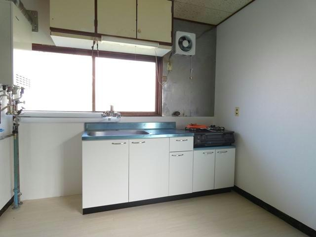 桜ヶ岡7-24-4貸家のキッチン