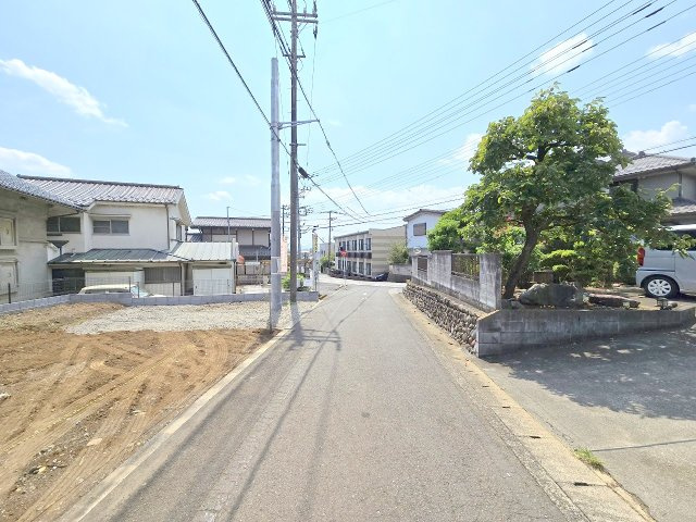 瑞穂町箱根ヶ崎　売地全４区画の前面道路含む現地写真