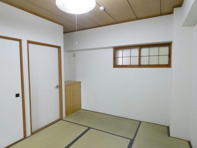 三共ユタカビルの内装