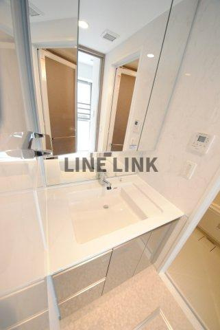 ローレルタワー心斎橋の洗面所