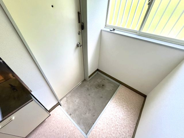 ハウスいわつきの玄関|収納もある玄関です