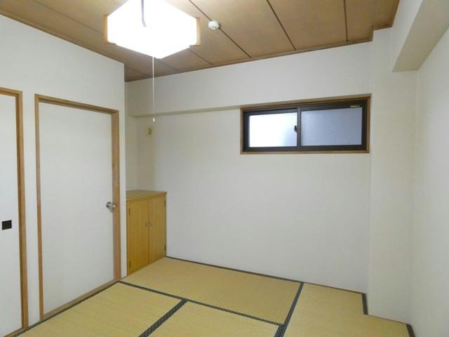 三共ユタカビルの内装