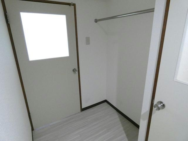 三共ユタカビルの収納
