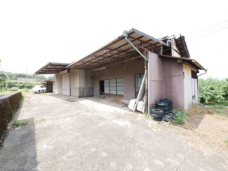 【その他】 | 甲州市塩山牛奥 中古 宅地252坪+農地196坪 四方道路 | 倉庫は全部で3棟ございます。