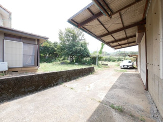 【駐車場】 | 甲州市塩山牛奥 中古 宅地252坪+農地196坪 四方道路 | カースペース