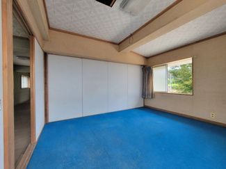 【洋室】 | 甲州市塩山牛奥 中古 宅地252坪+農地196坪 四方道路 | 2階8帖洋室